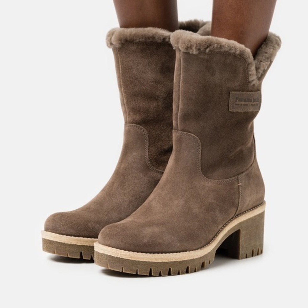 Panama Jack Prim Igloo Fur Lined Suede Boots Size 37